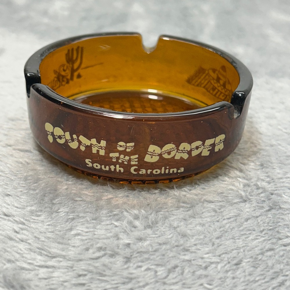 Vintage South of the Border South Carolina Amber Glass Ashtray Souvenir Kitsch